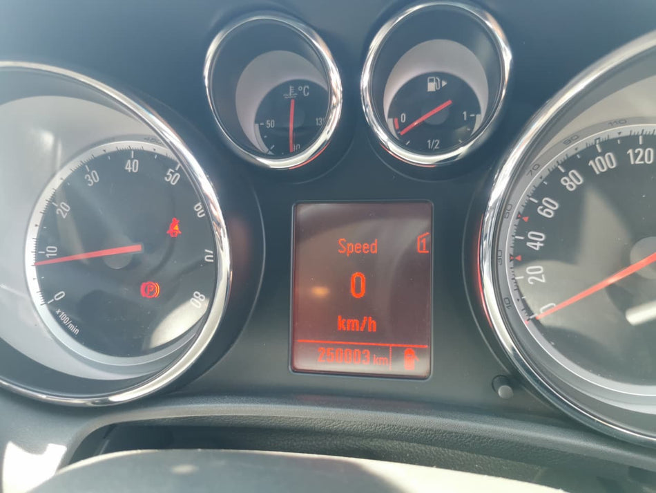 2013 Opel Astra 1.6 GTC