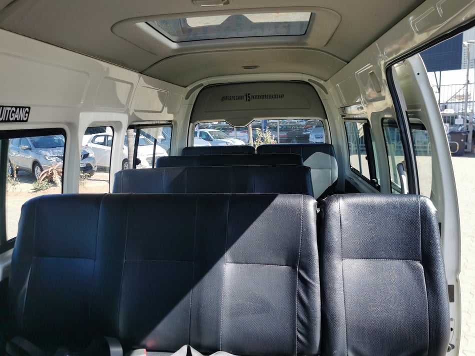 2015 Toyota Quantum Hiace sesfikile 2.7 vvti