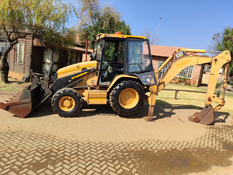 2014 Caterpillar 424d 4x4 4 wheel drive