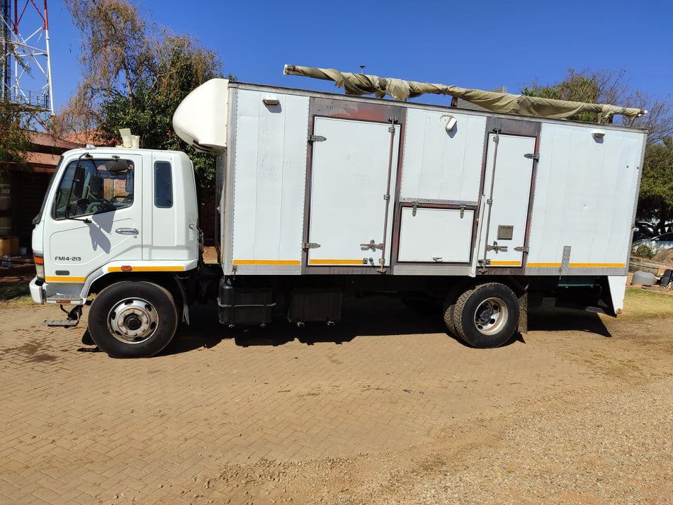 2007 Mitsubishi Fuso FMI4-213 office truck