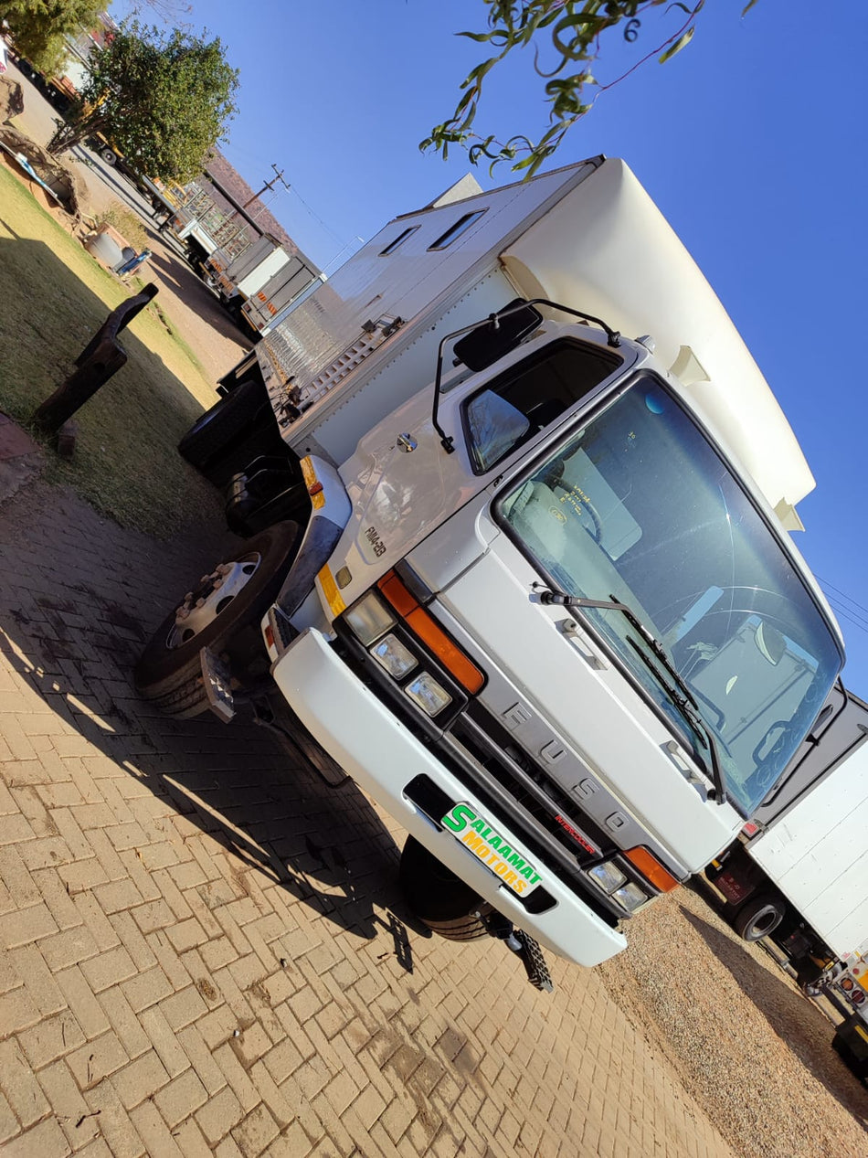 2007 Mitsubishi Fuso FMI4-213 office truck