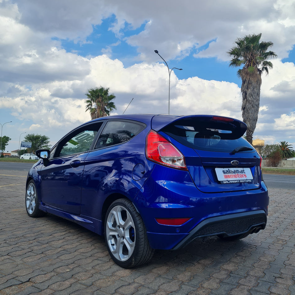 2014 Ford Fiesta 2.0 ST