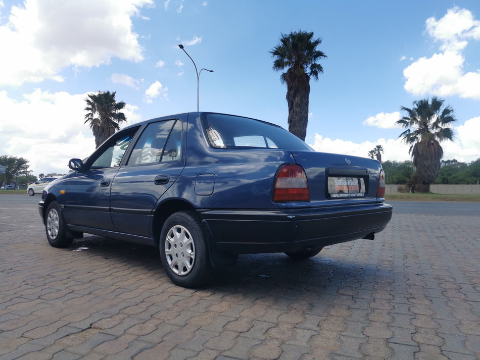 1993 Nissan Sentra 160