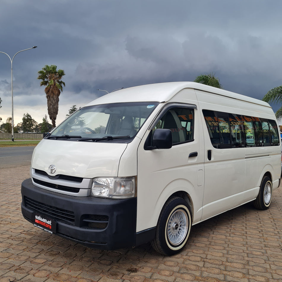 2009 Toyota Quantum 15 seater 2.7 VVTI