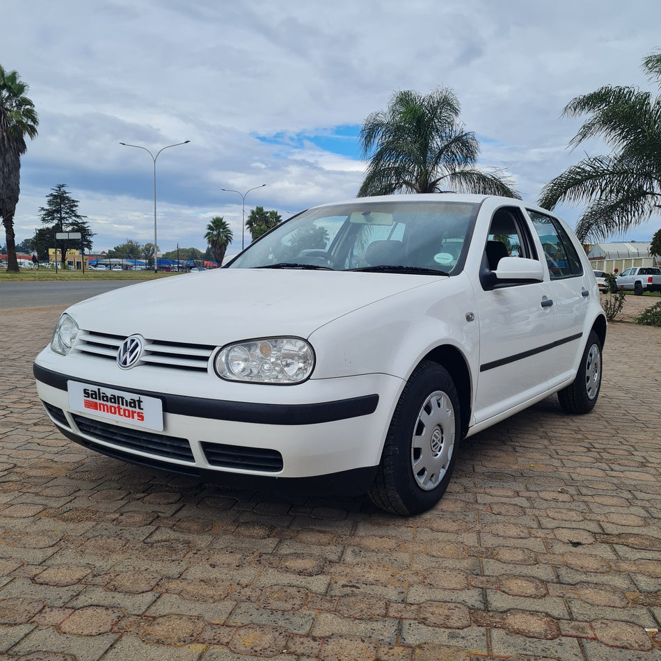 2001 Volkswagen Golf 4 1.6 SR low kms