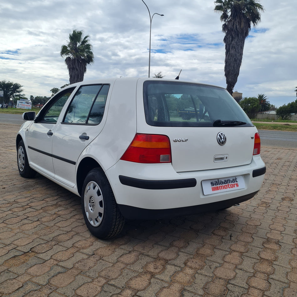 2001 Volkswagen Golf 4 1.6 SR low kms