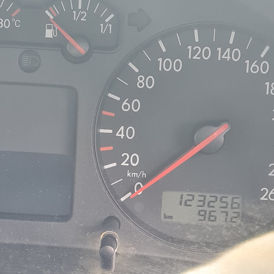 2001 Volkswagen Golf 4 1.6 SR low kms