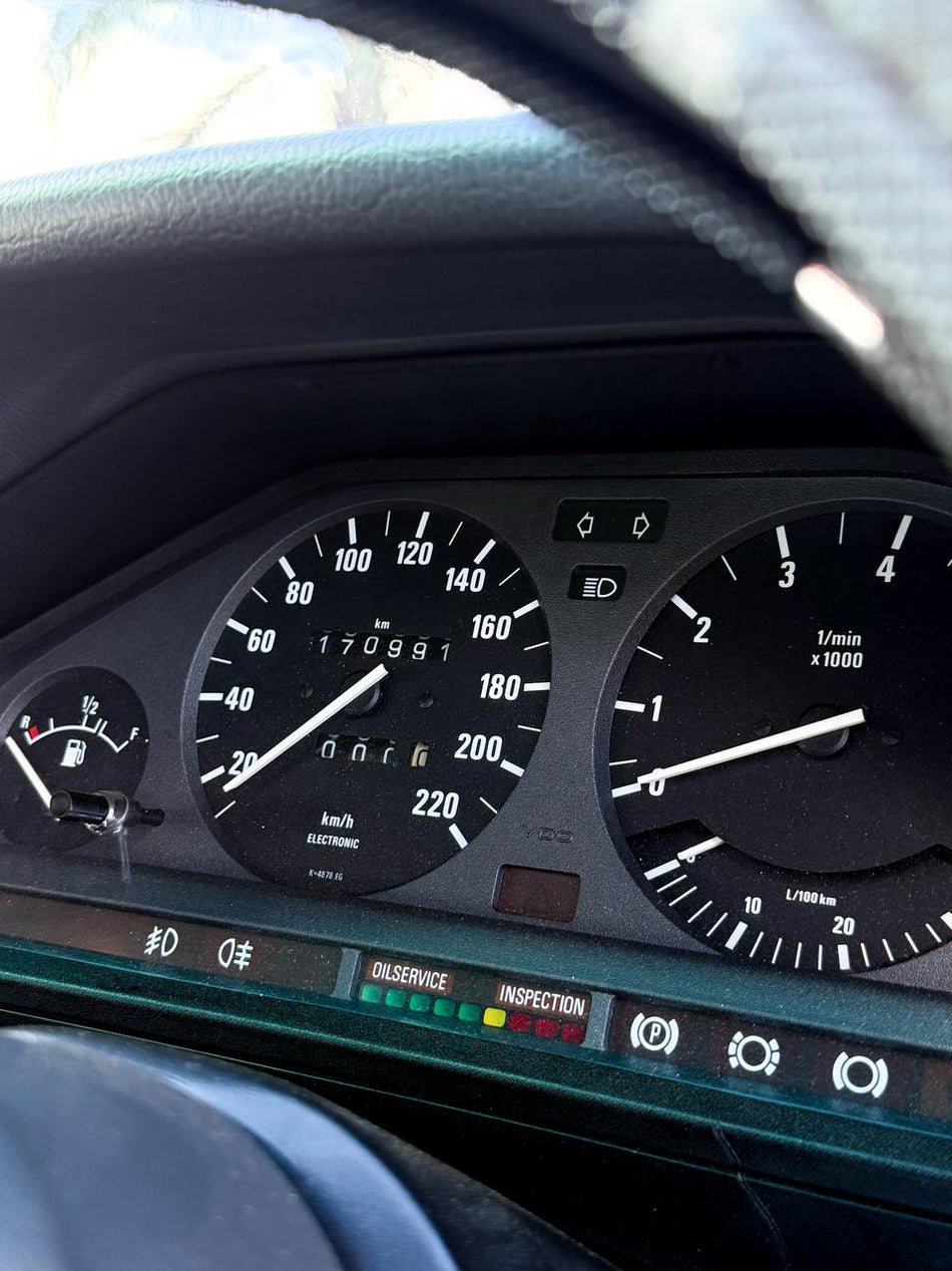 1984 BMW e30 323i 2 door
