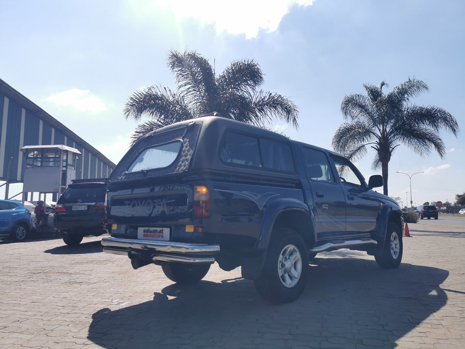 2004 Toyota Hilux 2700i D/C