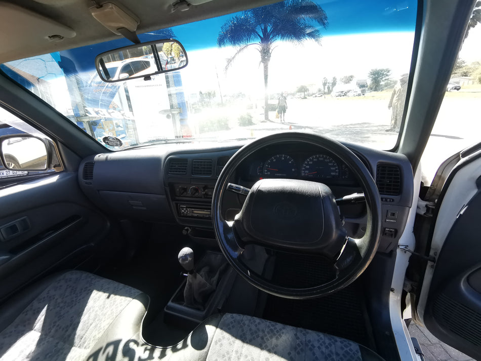2001 Toyota Hilux 3.0 Kzte