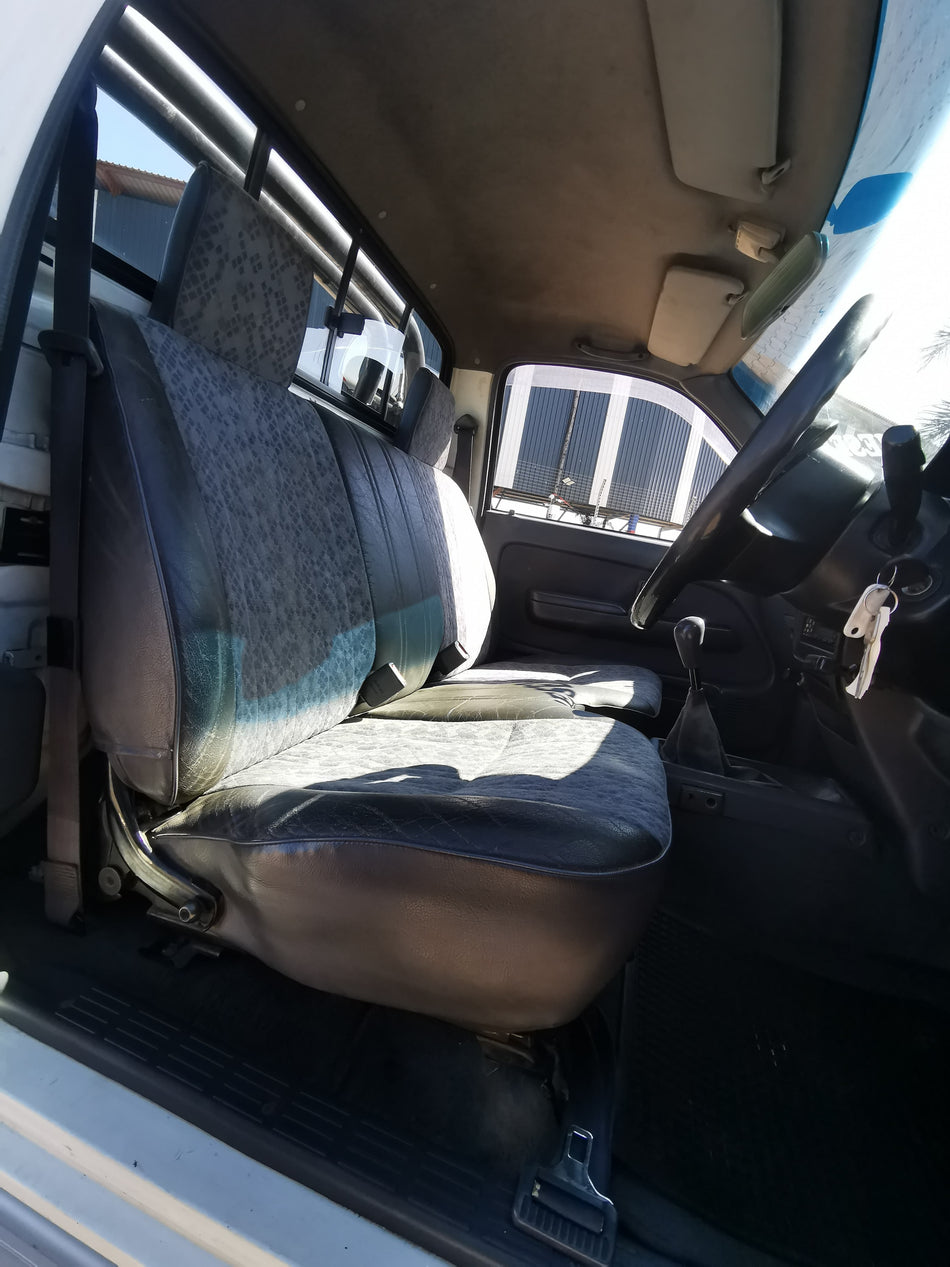 2001 Toyota Hilux 3.0 Kzte