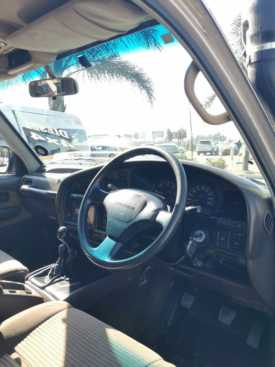 1994 Land cruiser 80 series VX manual  legendary 1HDT