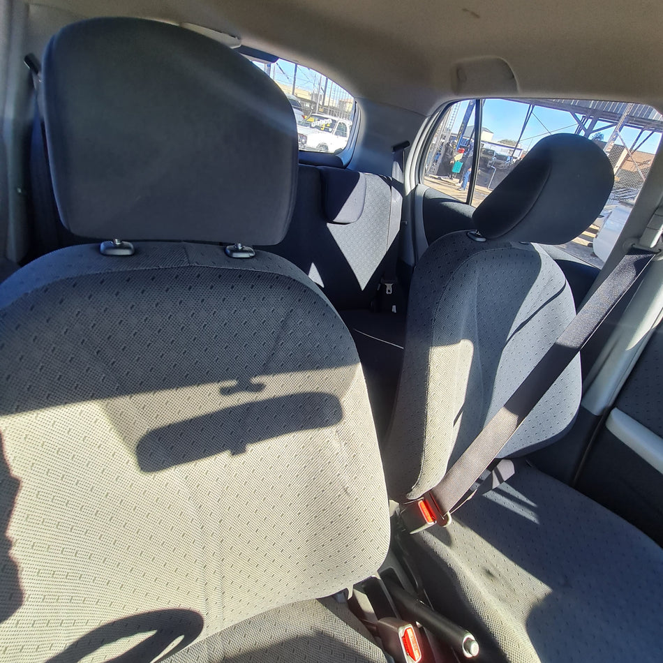2011 Toyota Yaris Zen 1.3