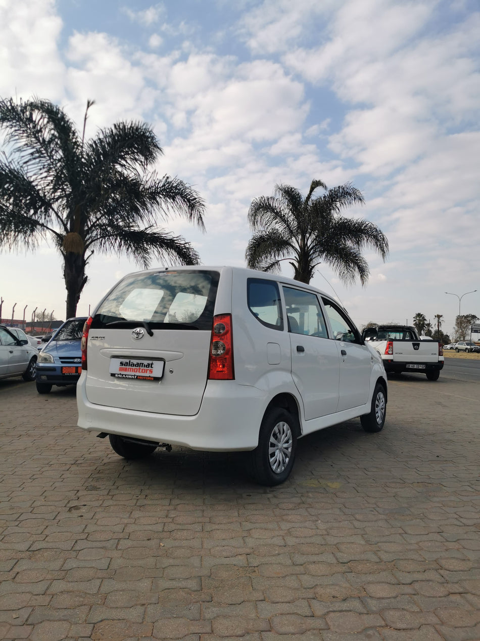 2010 Toyota Avanza 1.5 vvti P/V