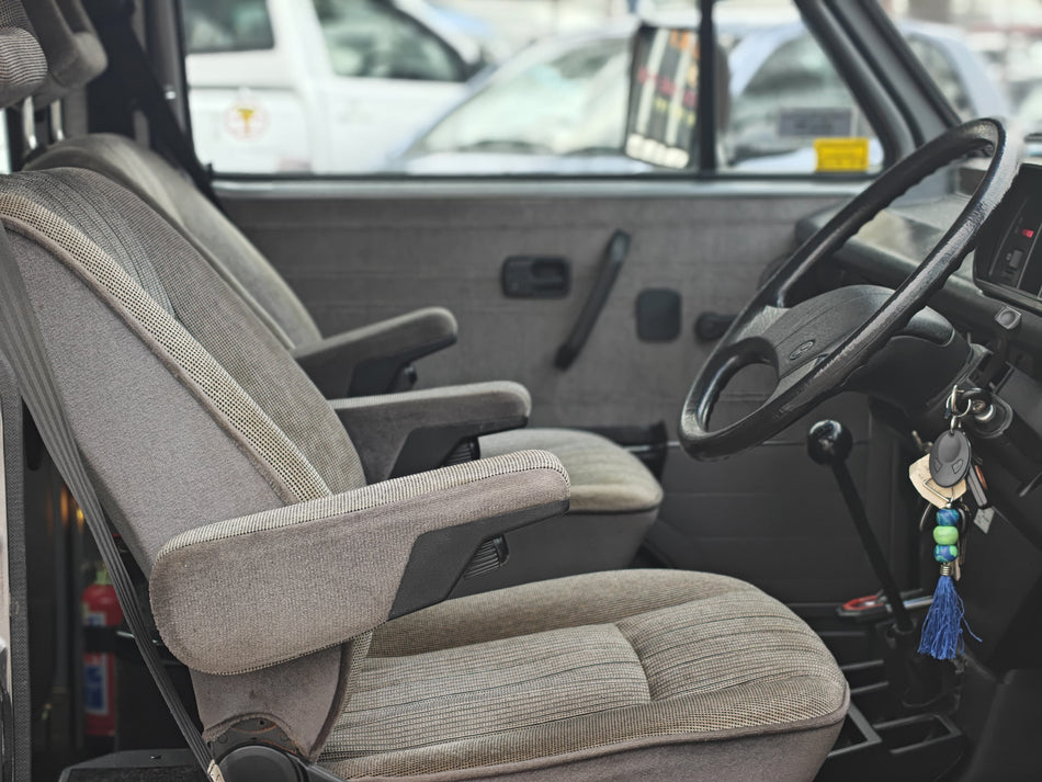 1991 Volkswagen Caravelle 2.5i