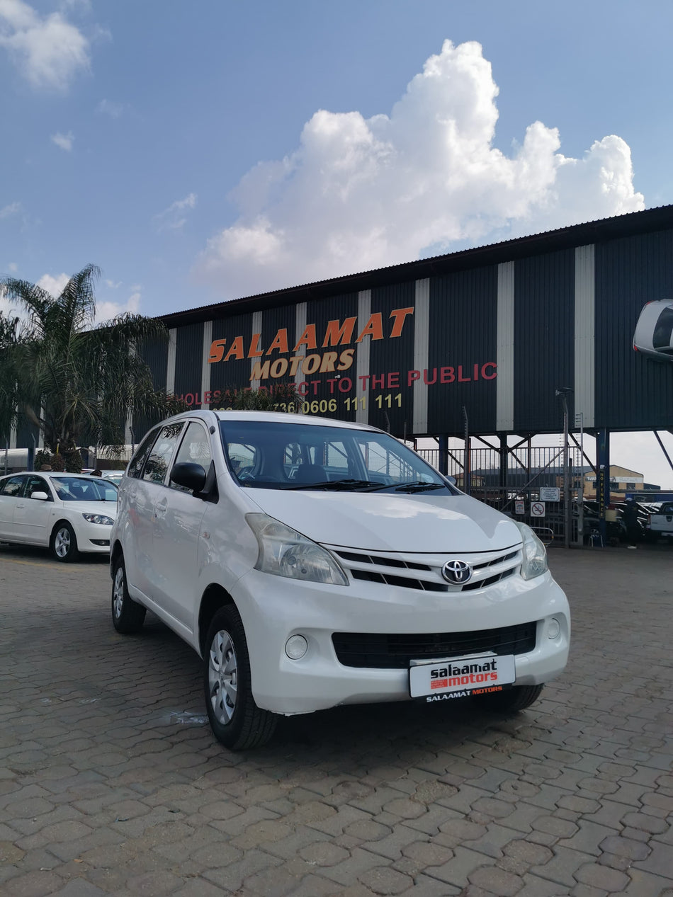 2012 Toyota Avanza P/V