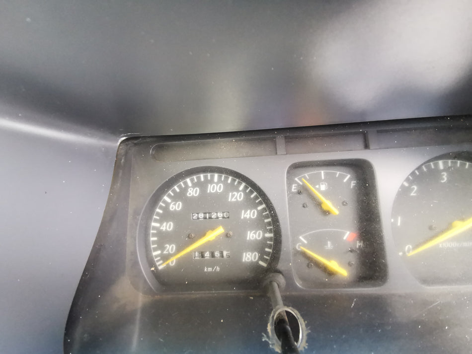 2004 Toyota Condor 2.4D