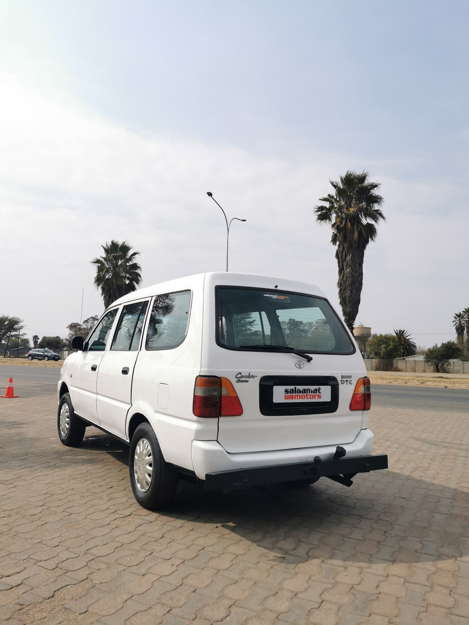 2004 Toyota Condor 2.4D