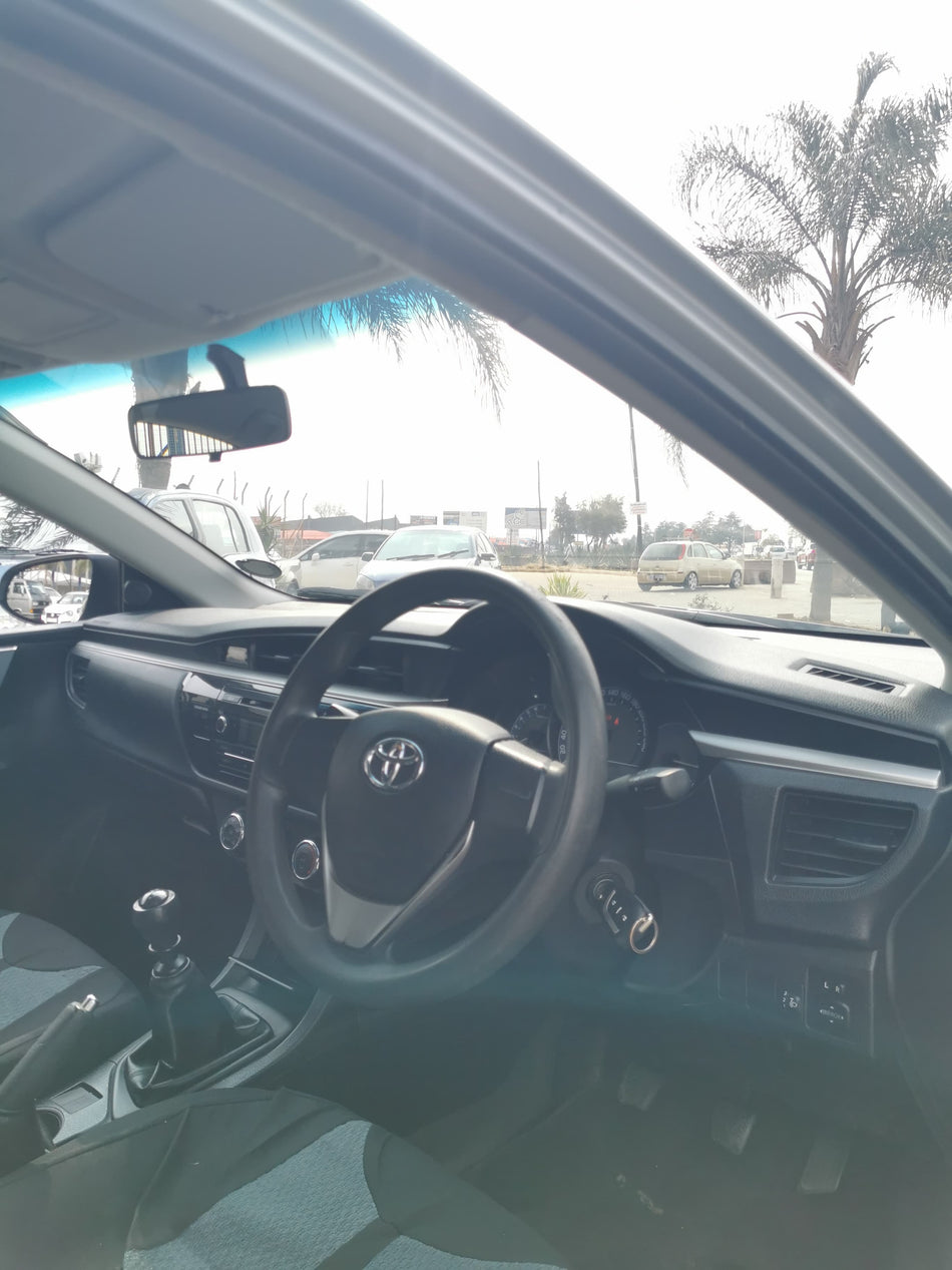 2014 Toyota Corolla Prestige
