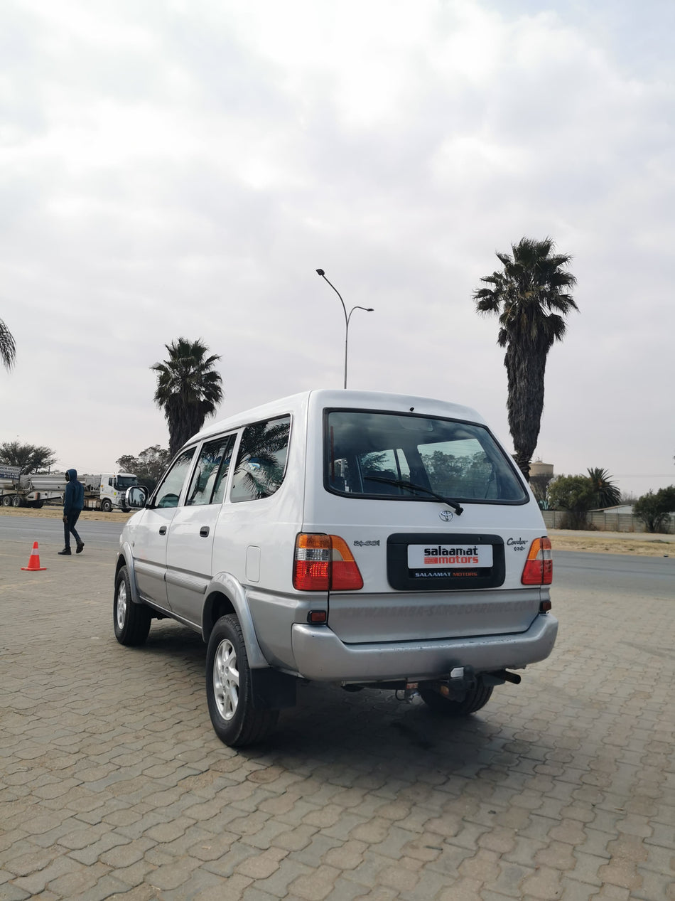 2004 Toyota Condor 2.4i