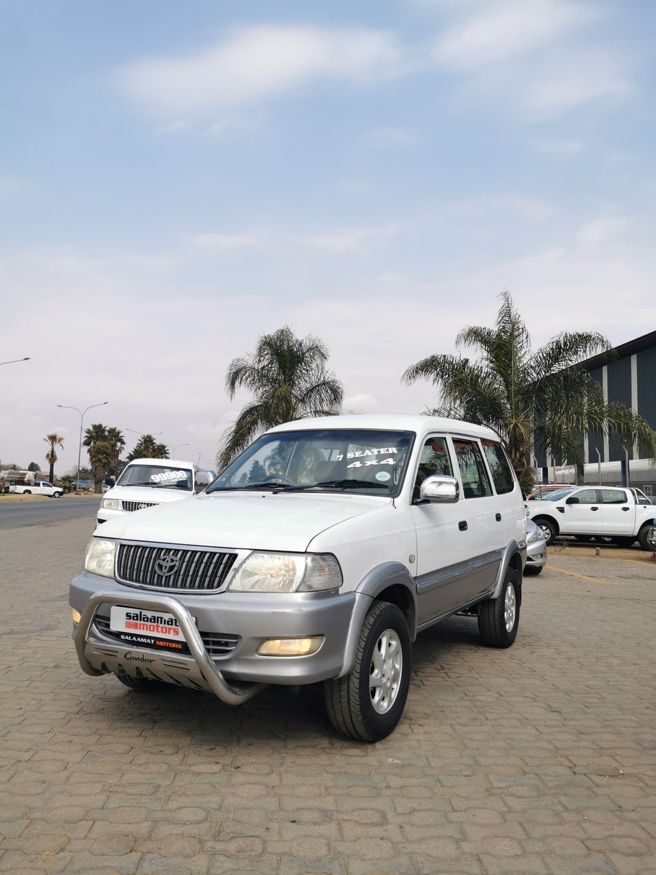2004 Toyota Condor 2.4i