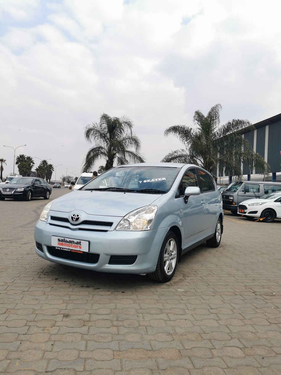 2006 Toyota Verso