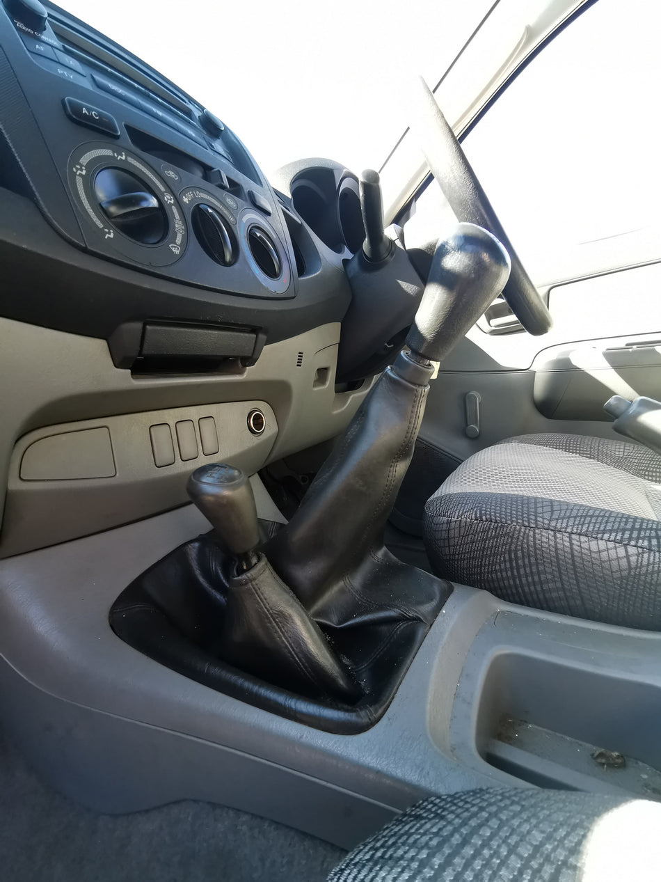 2005 Toyota Hilux 2.5 D4D SRX