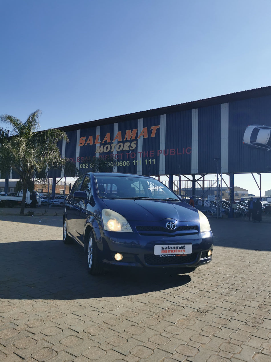 2005 Toyota Verso