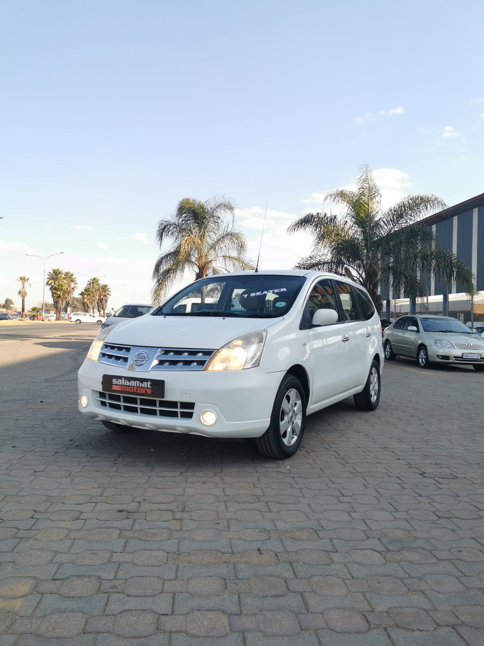 2012 Nissan Grand Livina