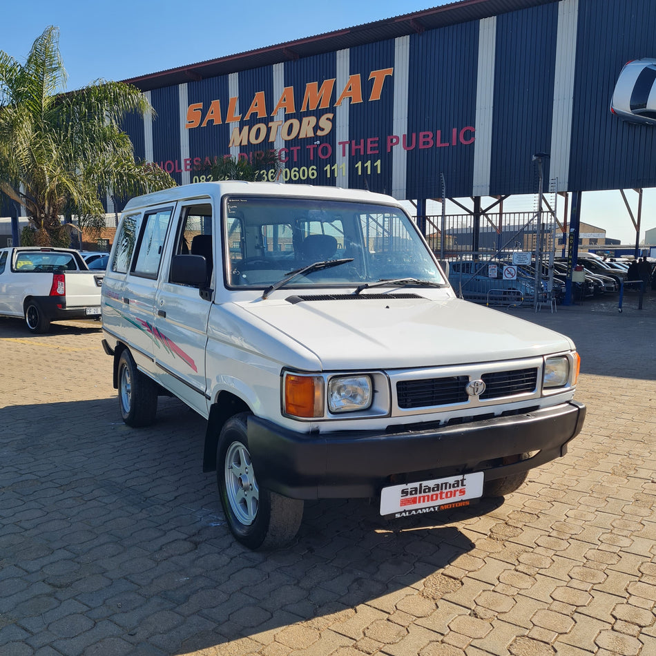 Toyota Venture 4Y