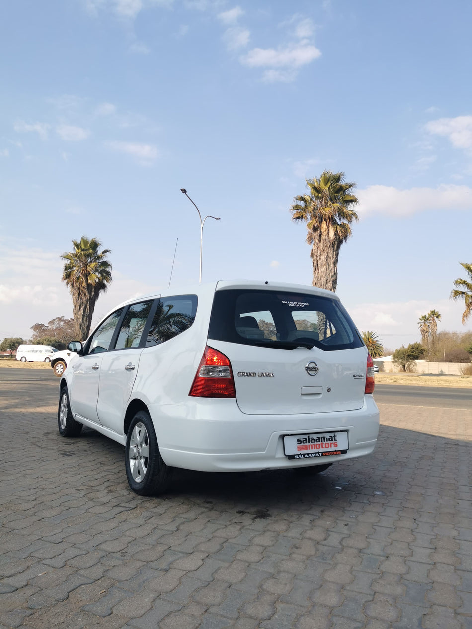 2010 Nissan Grand Livina