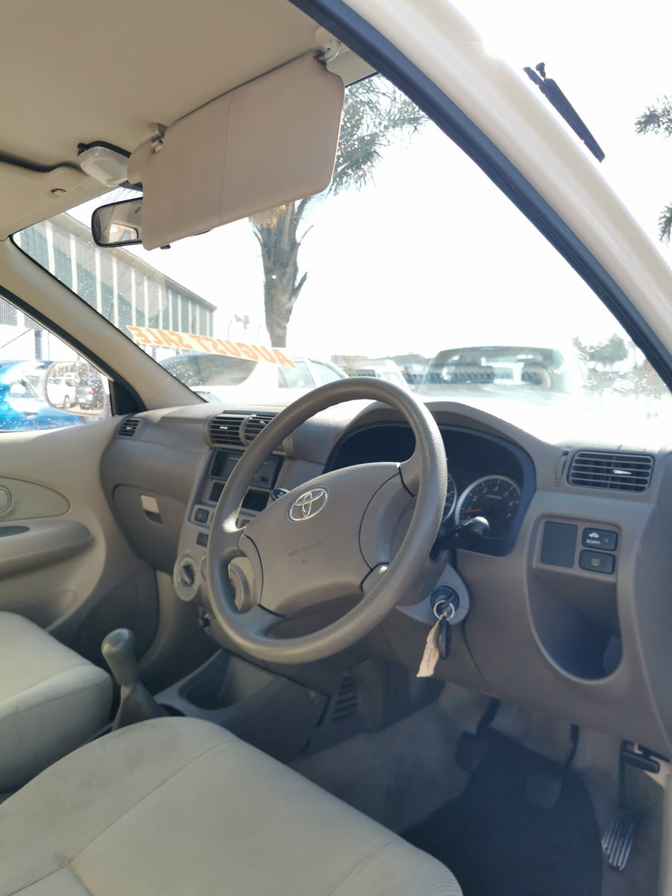 2005 Toyota Avanza 1.5 vvti
