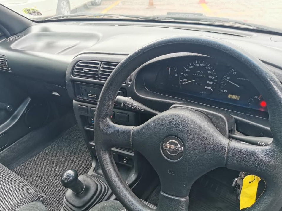 1997 Nissan Sabre / Sentra 160 GX Low kms
