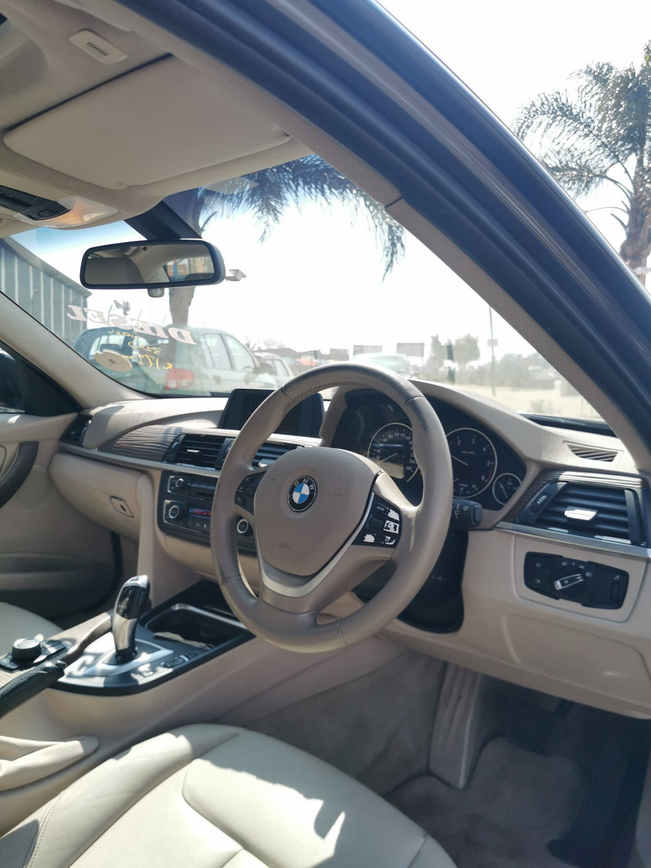 2012 BMW 320d Automatic