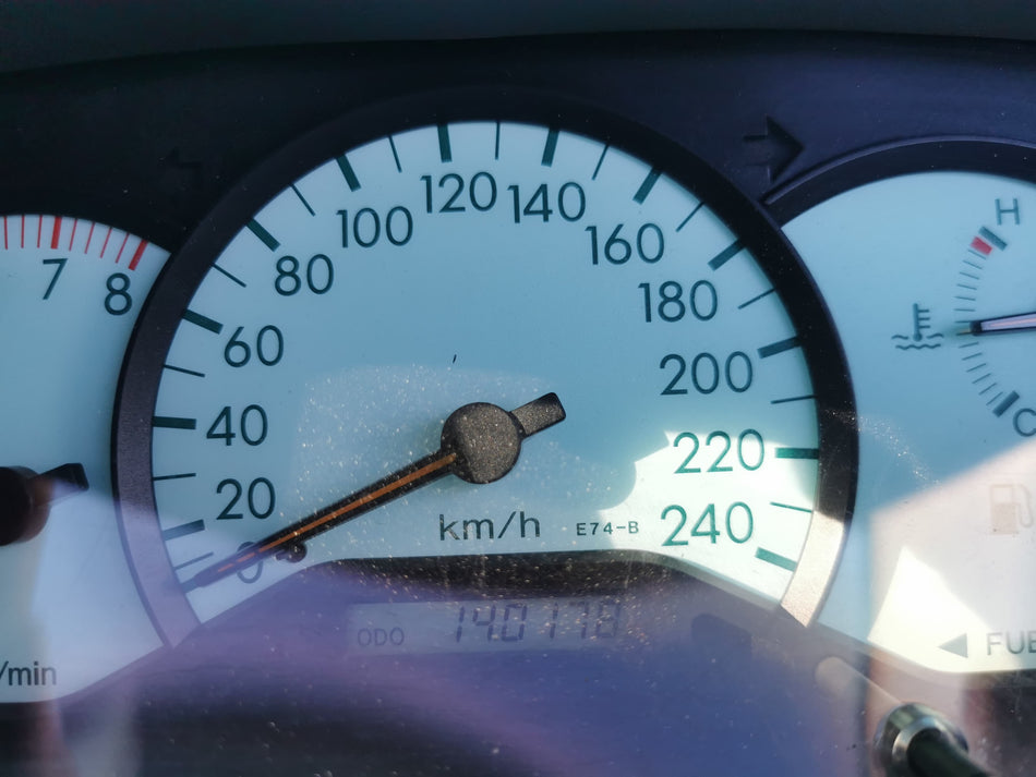 2003 Toyota RunX 160i RS