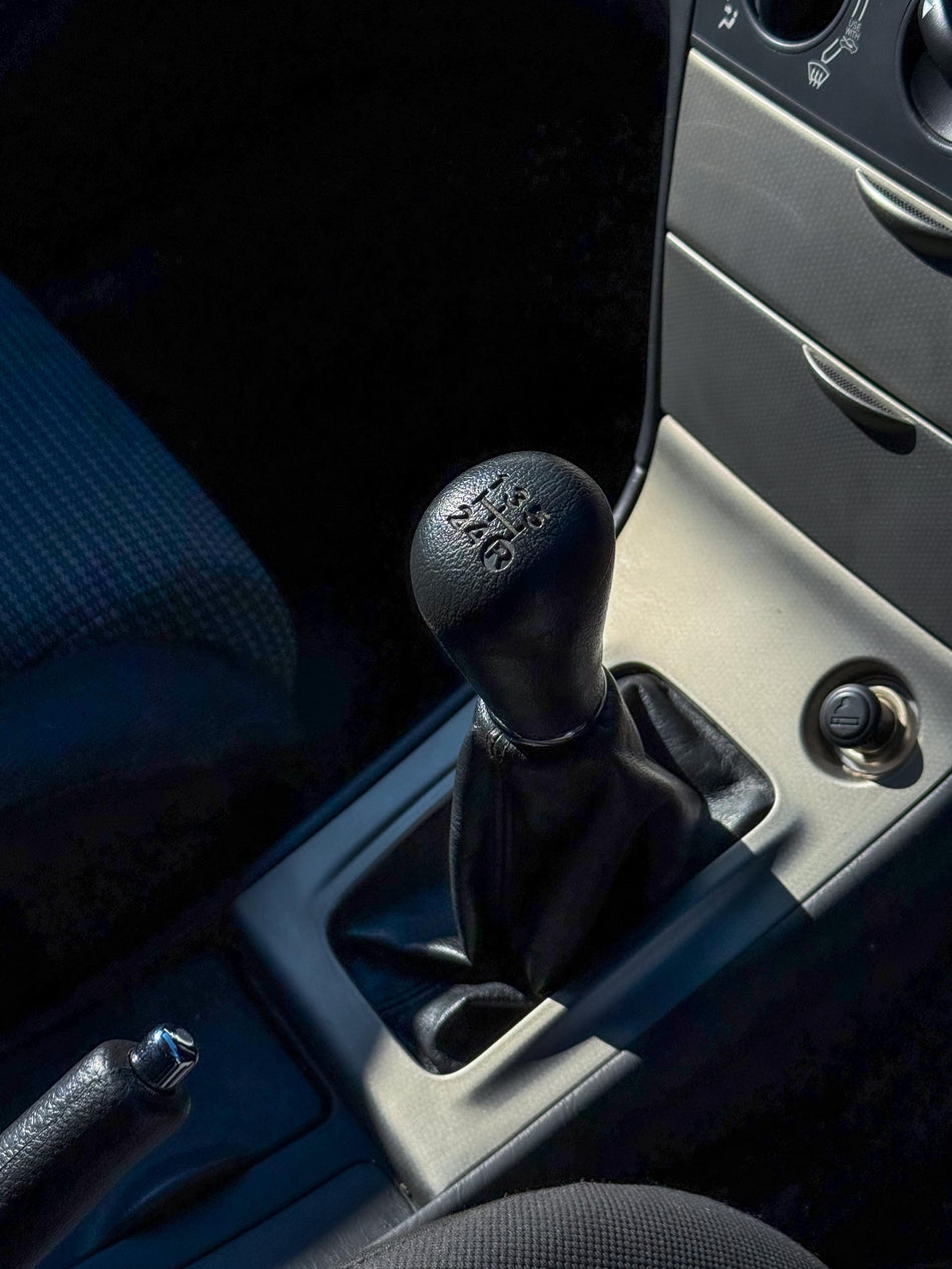 2006 Toyota RunX 140 RS
