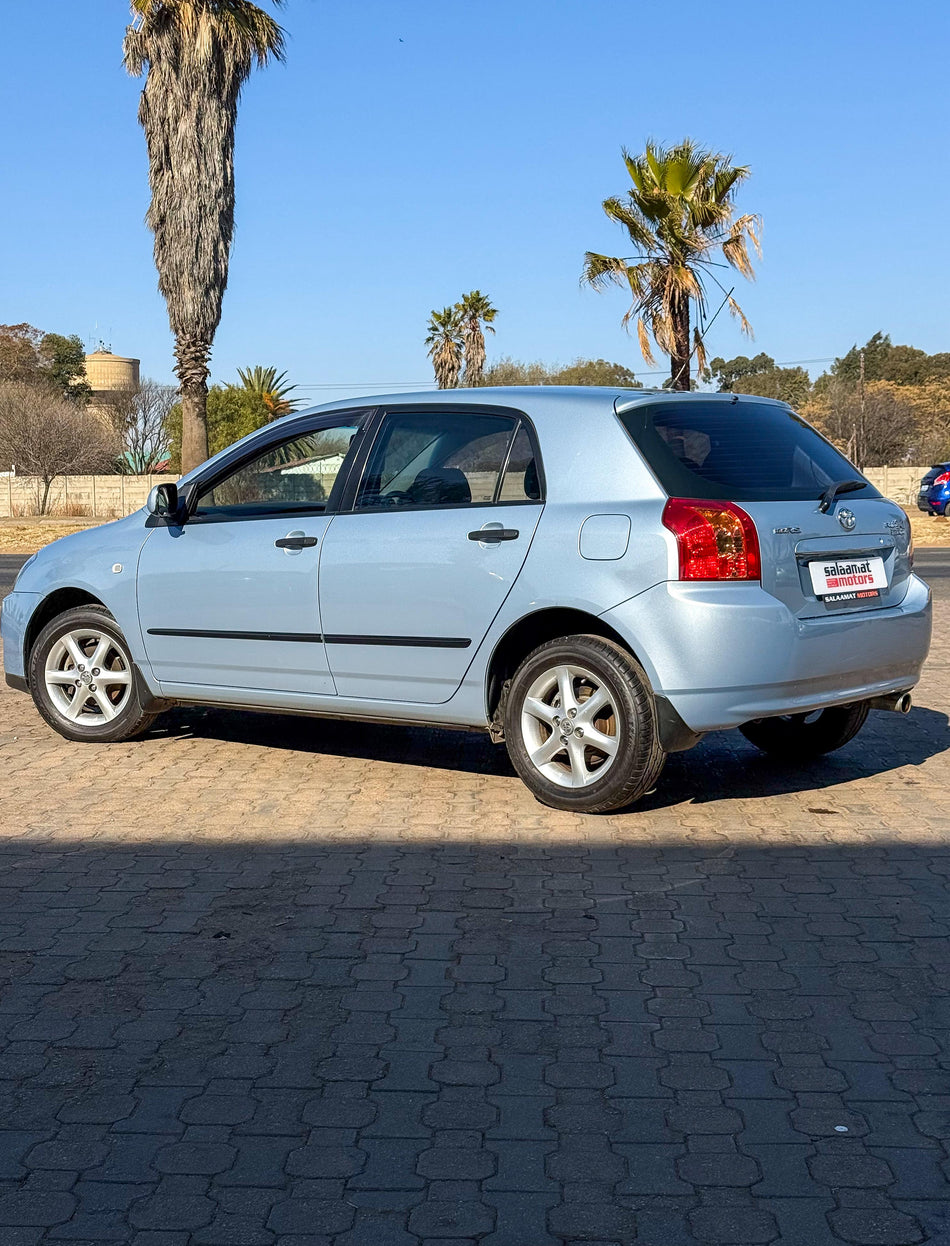 2006 Toyota RunX 140 RS