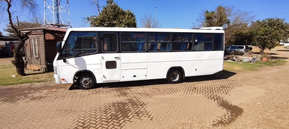 2015 Hino Bus 35 Seater