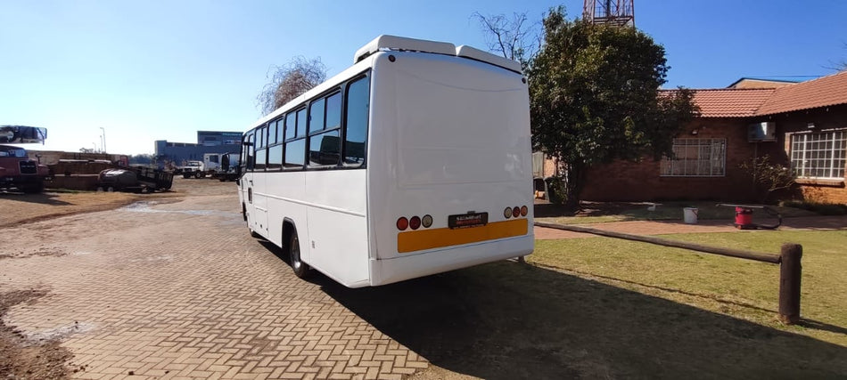 2015 Hino Bus 35 Seater