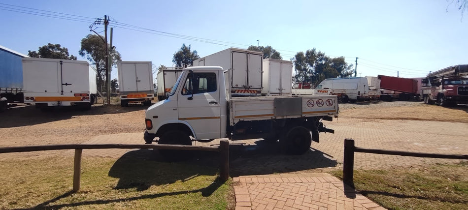 2014 Tata Dropside