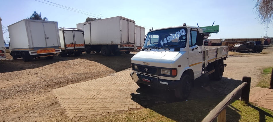 2014 Tata Dropside