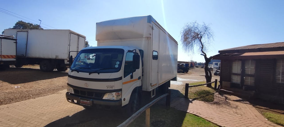 2008 Toyota Dyna 8-145 V/Body