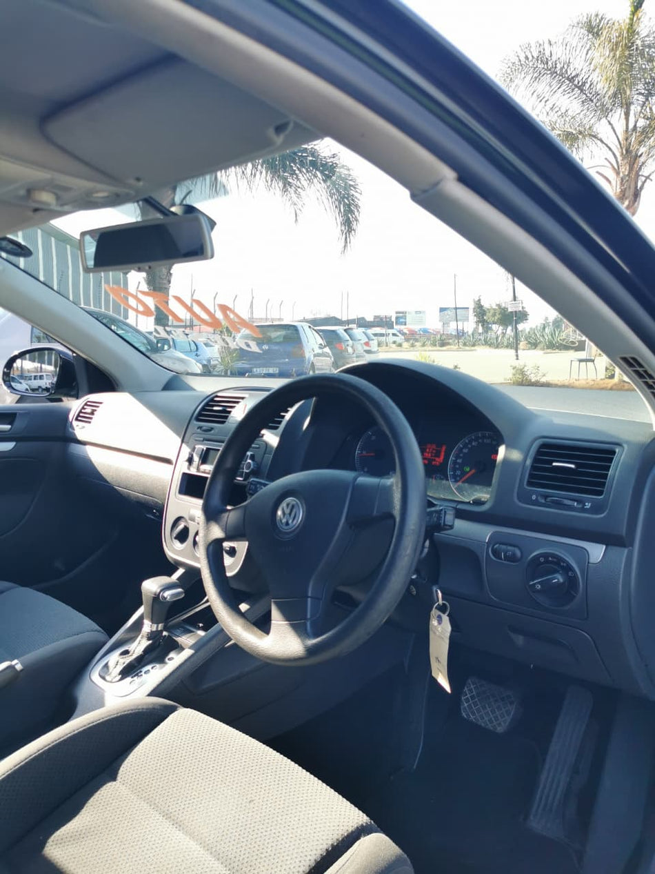 2009 Volkswagen Jetta 5 1.9 TDI DSG Automatic