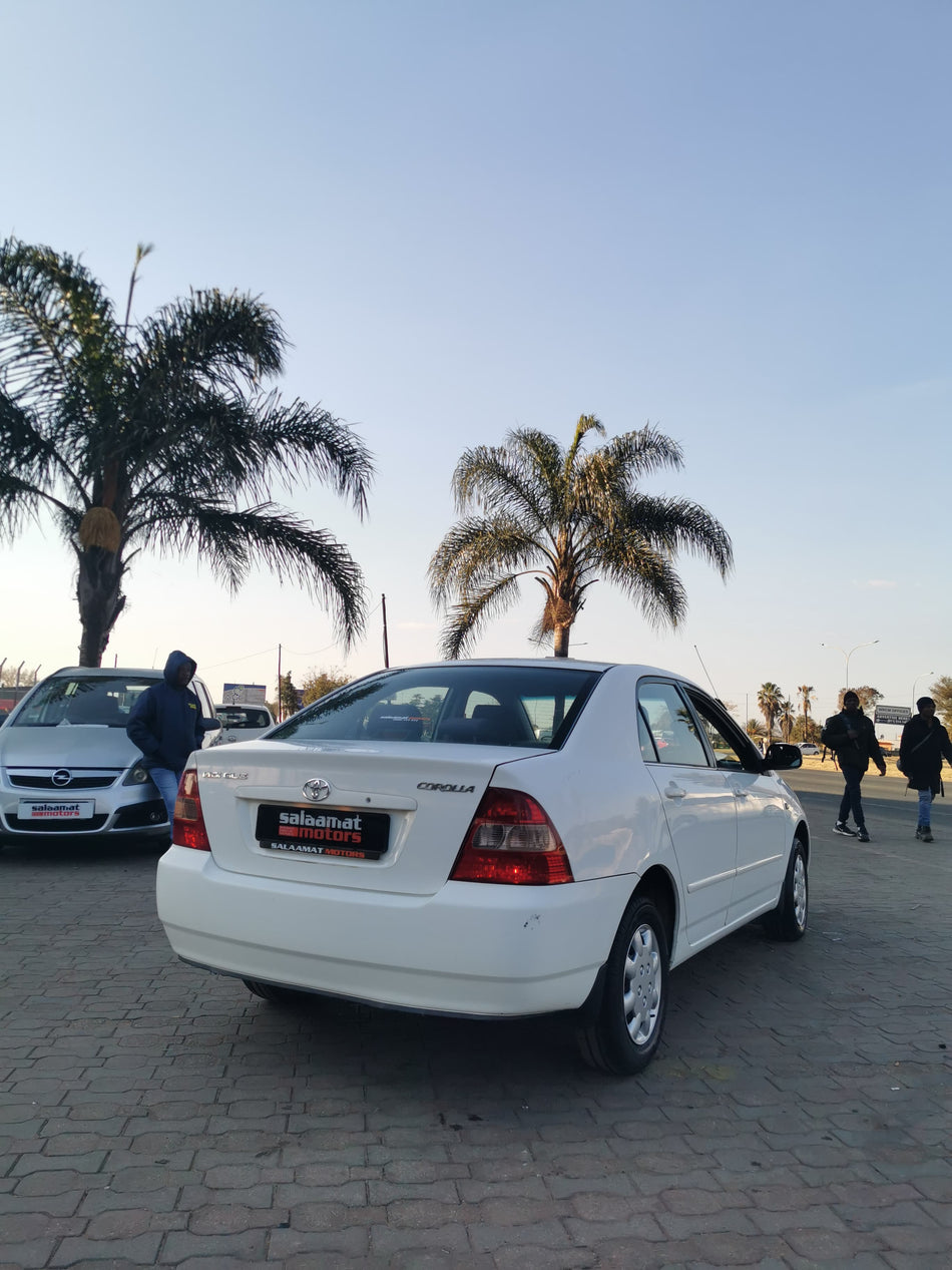2004 Toyota Corolla 140i GLE