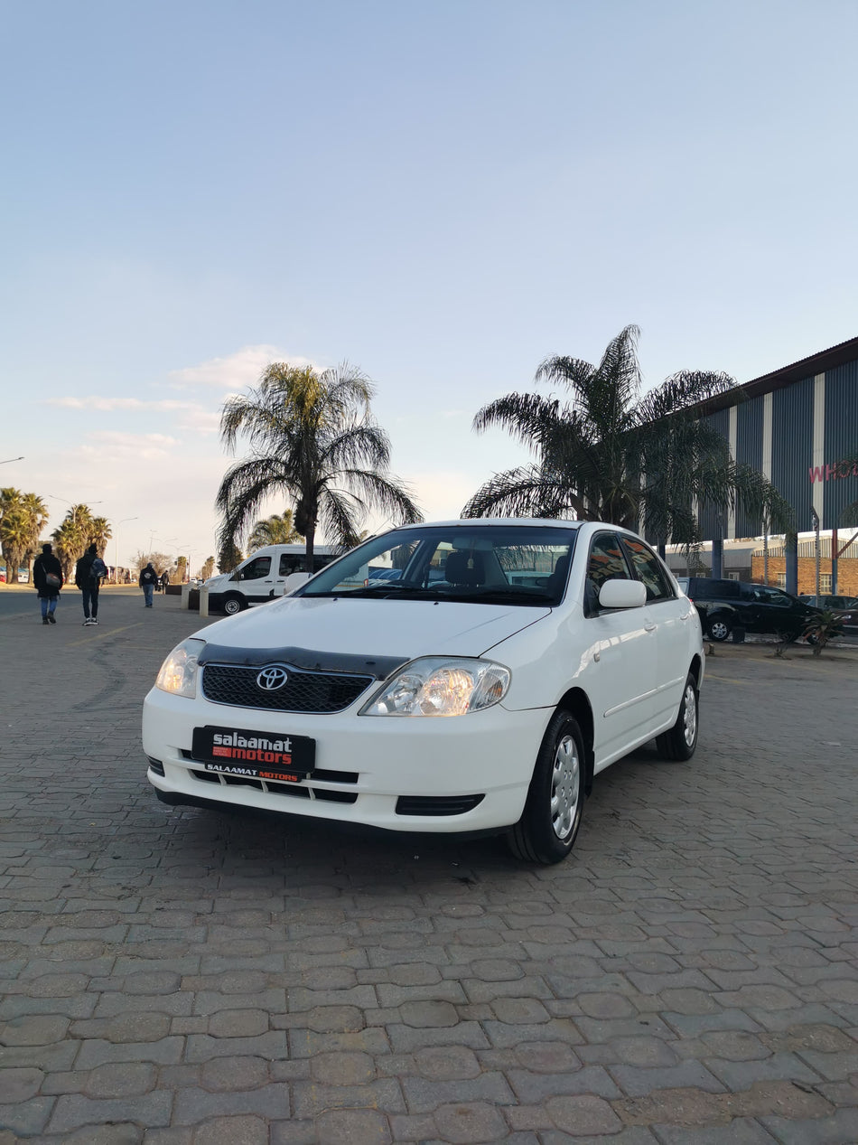 2004 Toyota Corolla 140i GLE