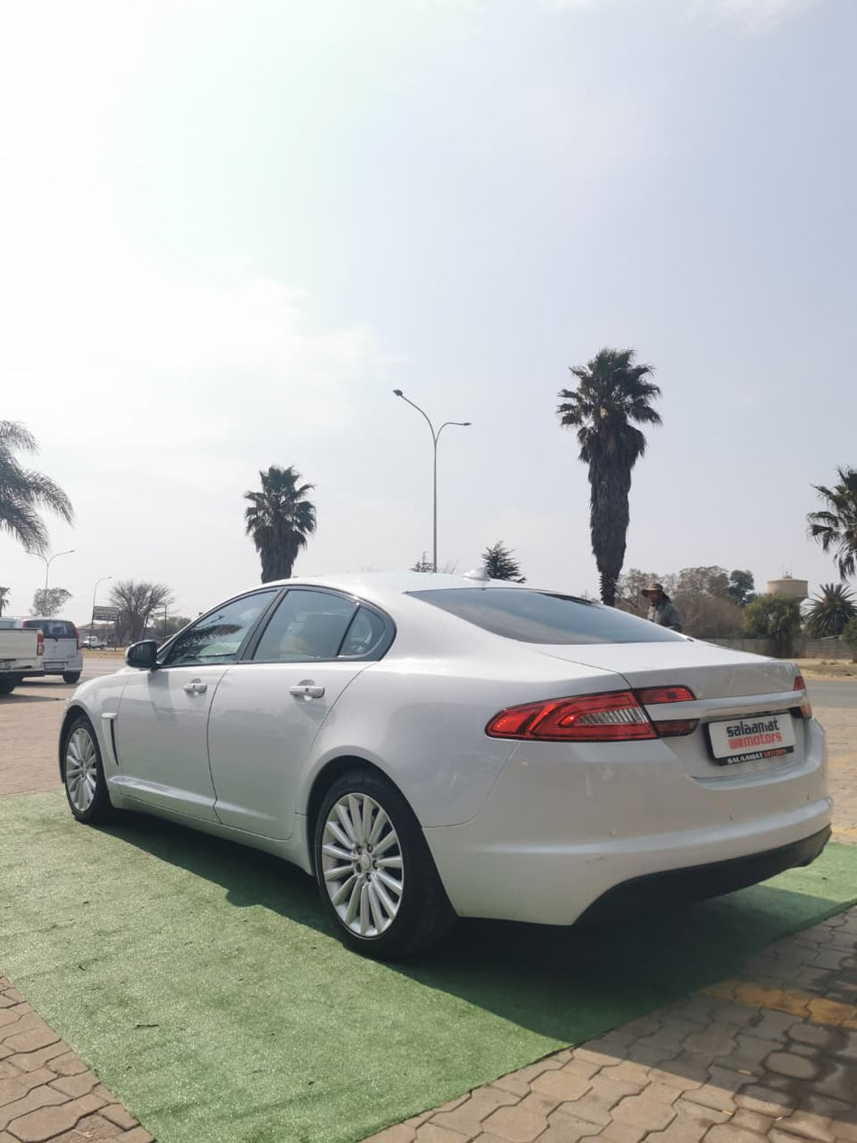 2015 Jaguar XF 2.2D Automatic