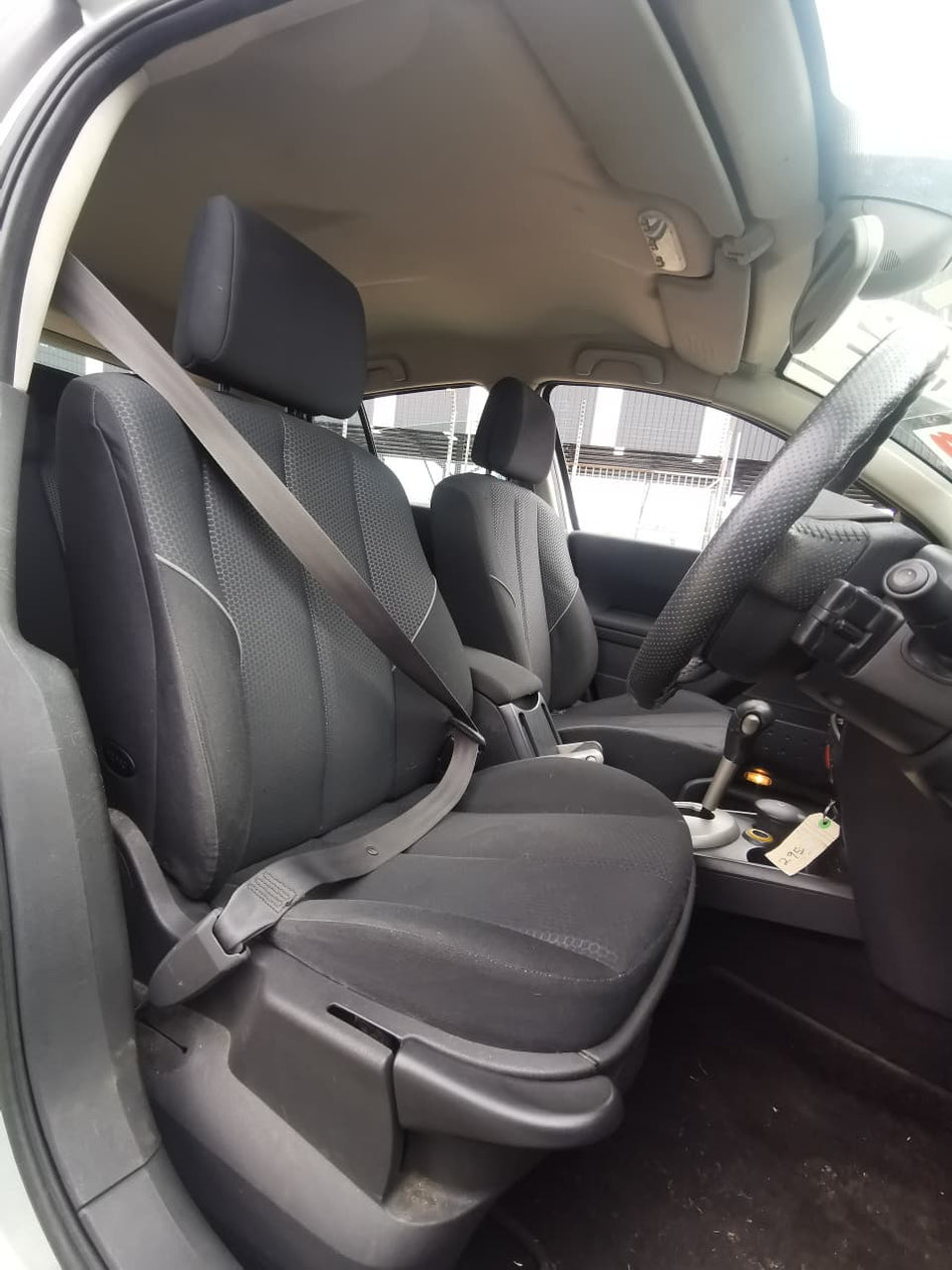 2004 Renault Megane 1.6 16V Automatic