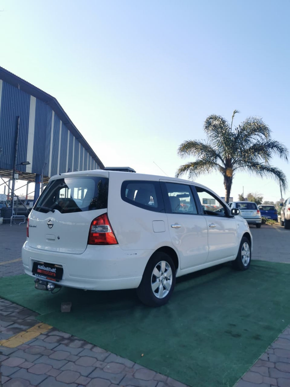 2010 Nissan Grand Livina