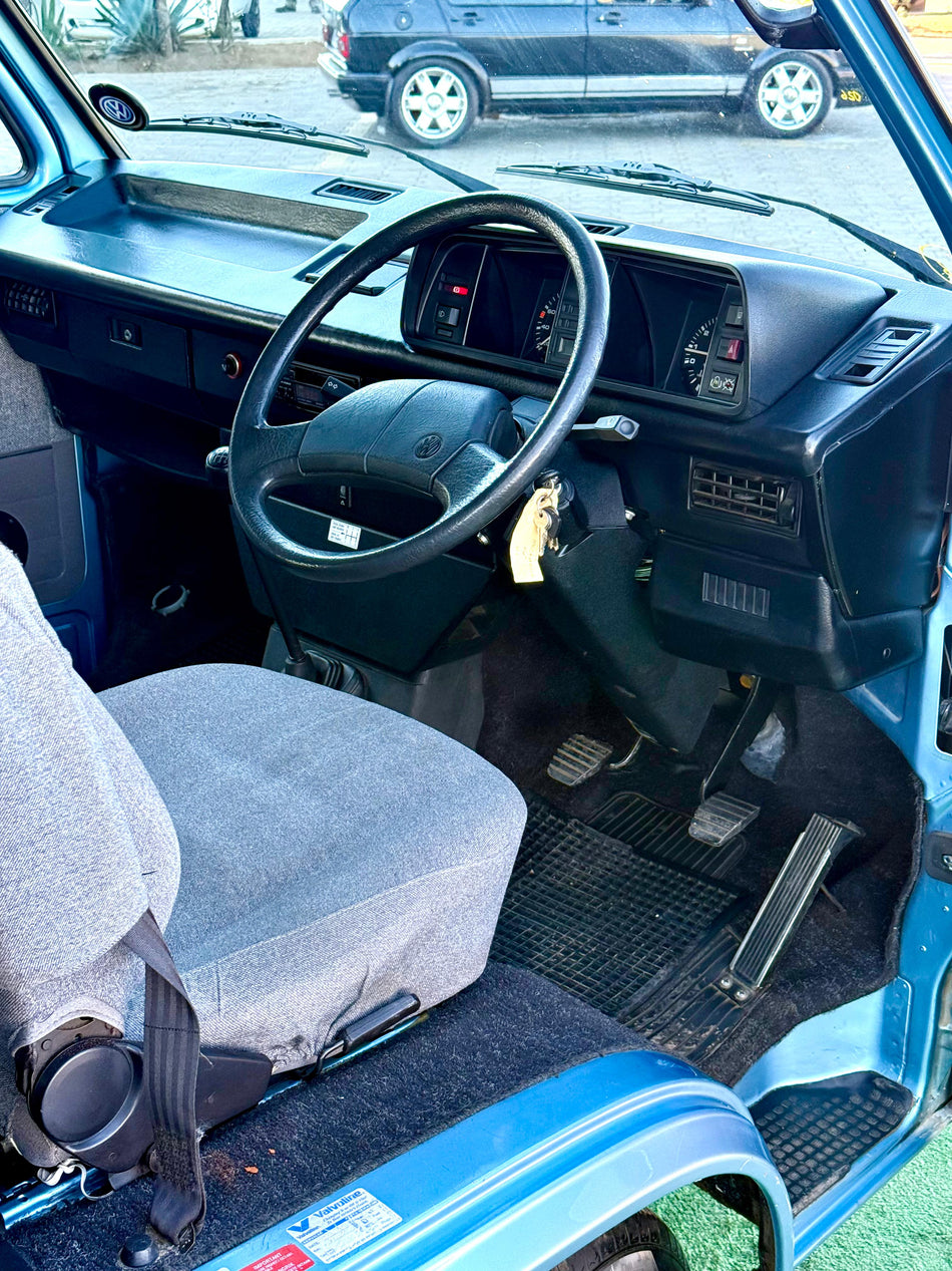 1991 Volkswagen Microbus 2.5i