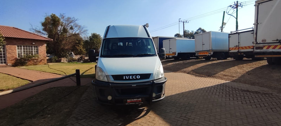 2014 Iveco Daily 22 Seater